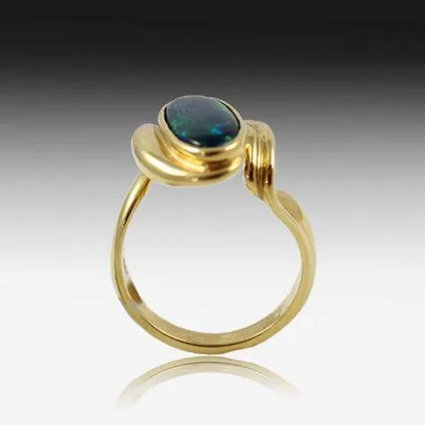 18kt Gold Black Opal ring