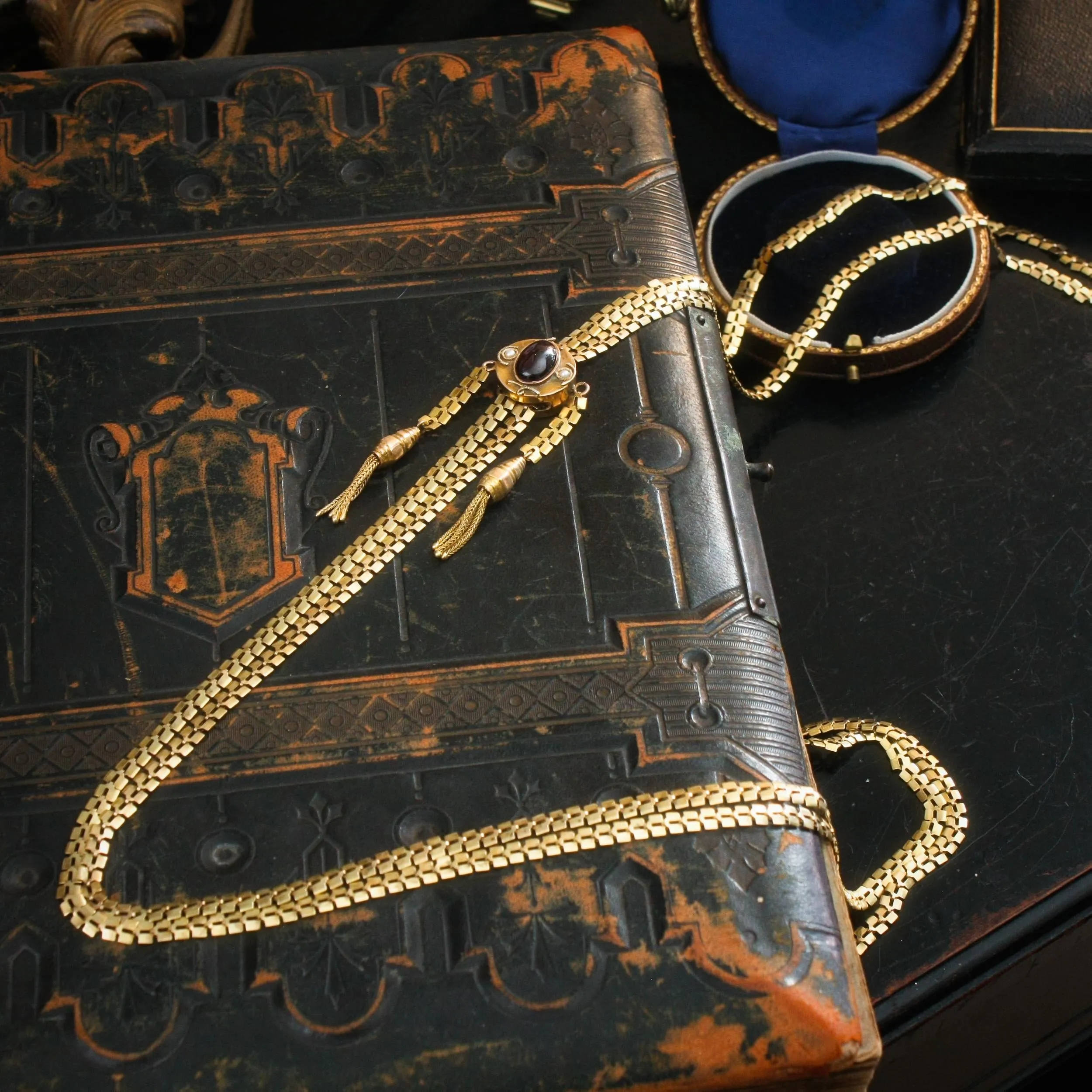 Amazing Vintage 14K Gold Slider Long Guard Chain