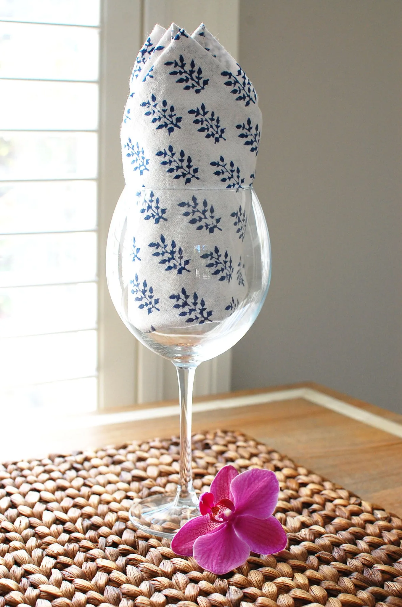 Dhara Napkins