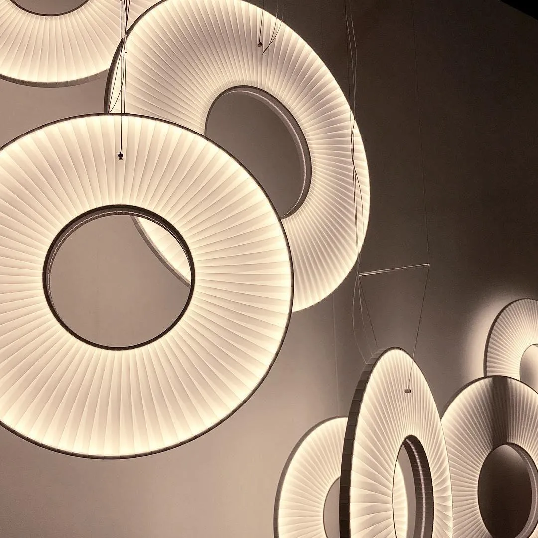 Iris Pendant Lamp