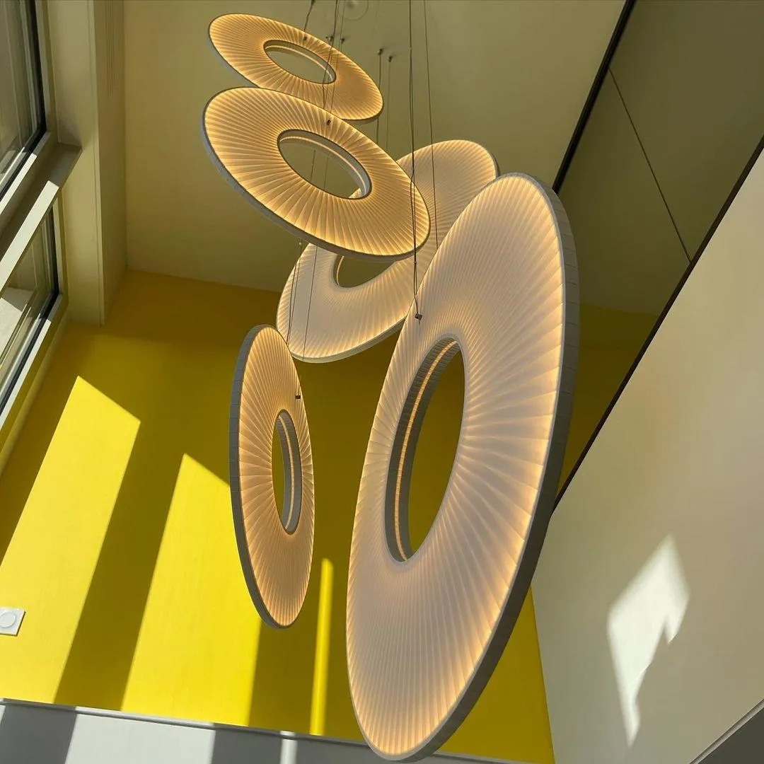 Iris Pendant Lamp
