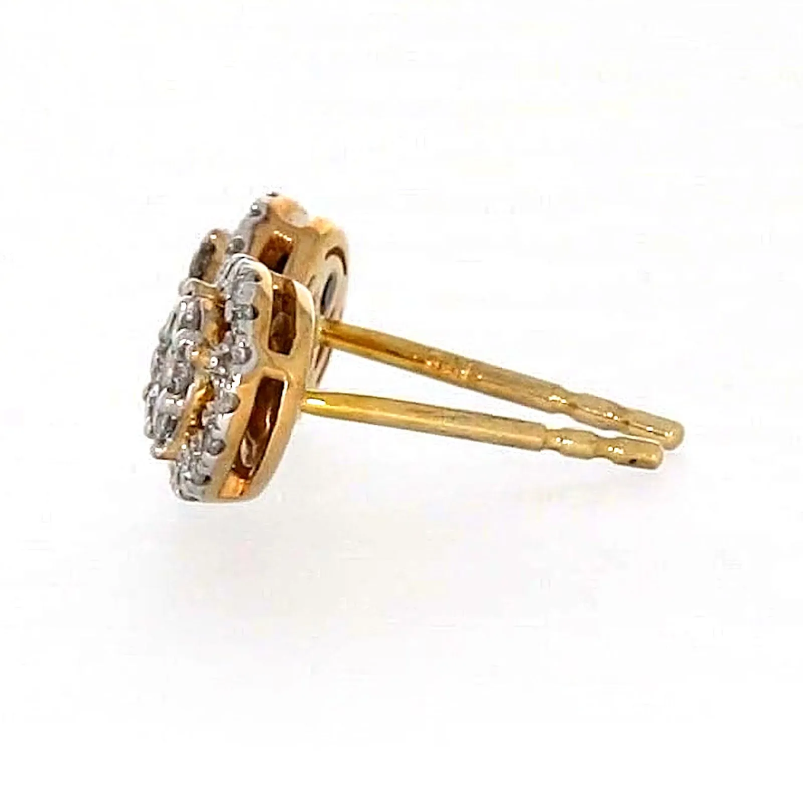 London 9ct Yellow Gold Round Brilliant Cut 0.30 CARAT tw of Diamonds Stud Earrings