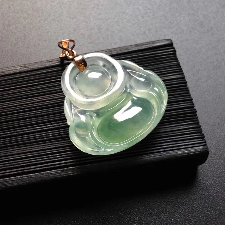 Natural Jade Pendant Jadeite Buddha Pendant PT531