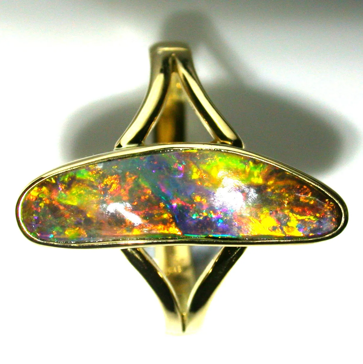 Very Bright Gold,Orange multi coloured solid boulder opal from Quilpie , 18k Ring
