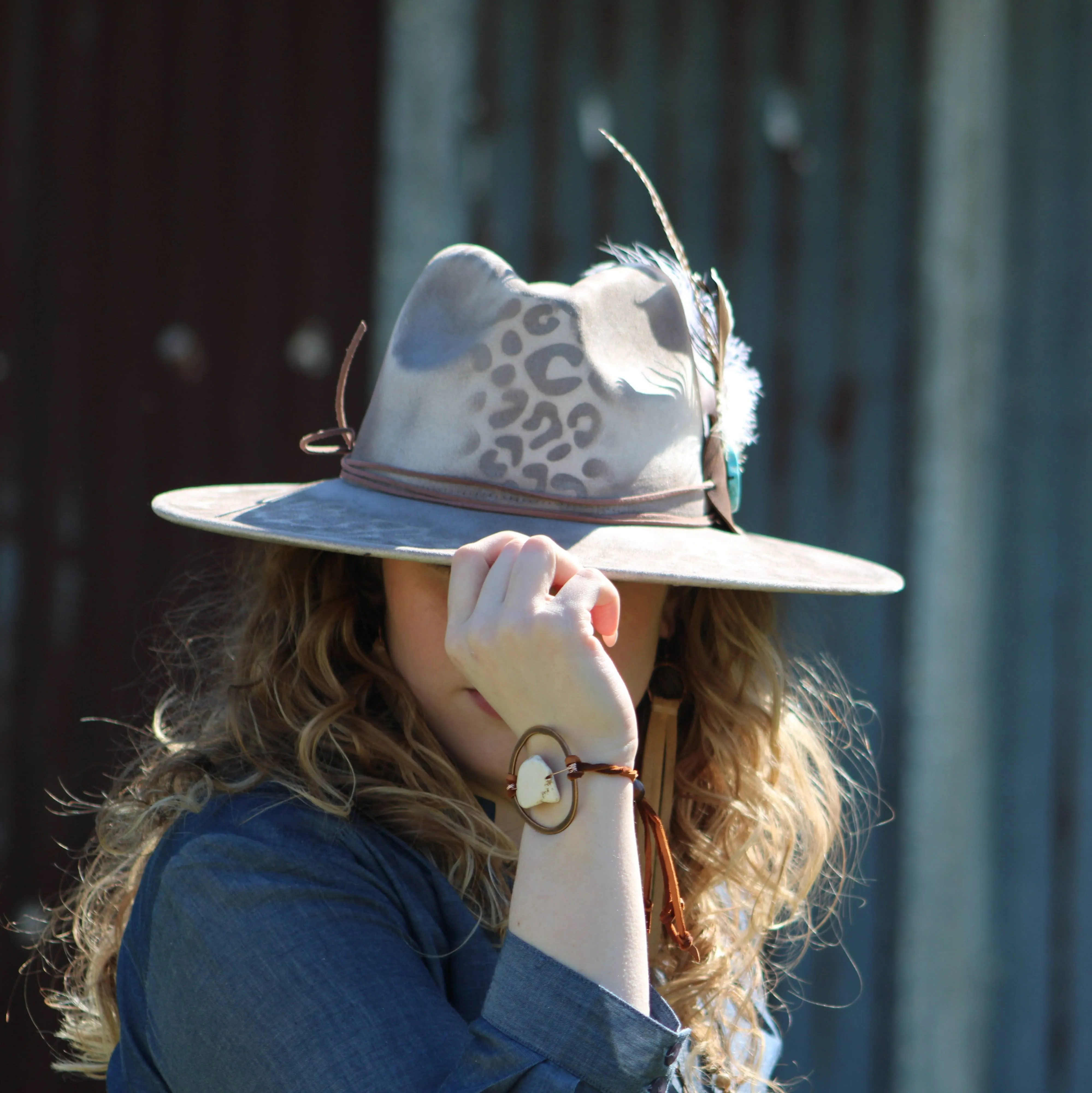 White Turquoise Bracelet w/ Adjustable Ties (010h)